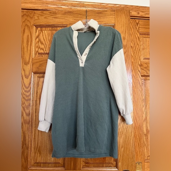 SHEIN - Green and White - Waffle Knit Oversized Shirt Dress - Picture 1 of 3